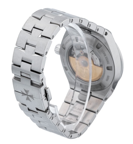 Vacheron Constantin Overseas 4600V/200A-B980